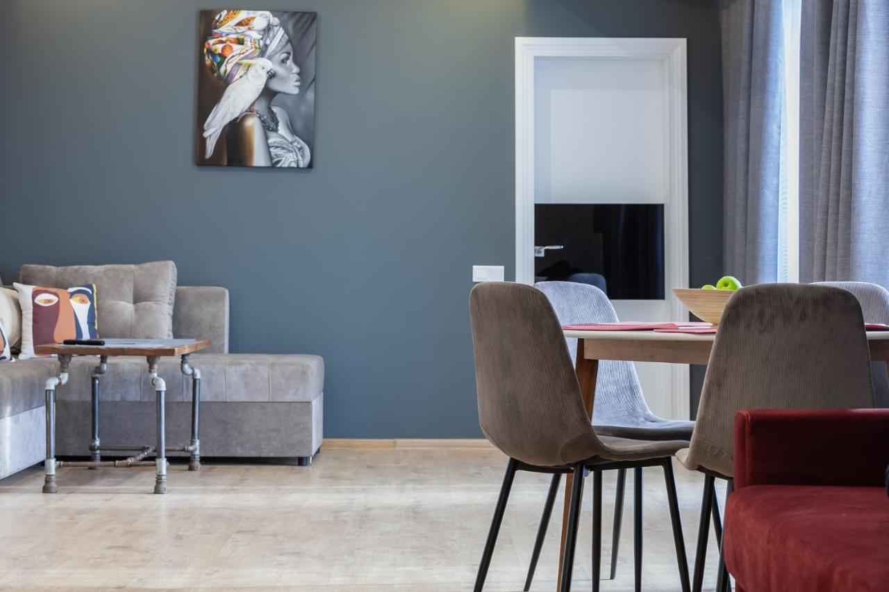 Amsterdam Apartment